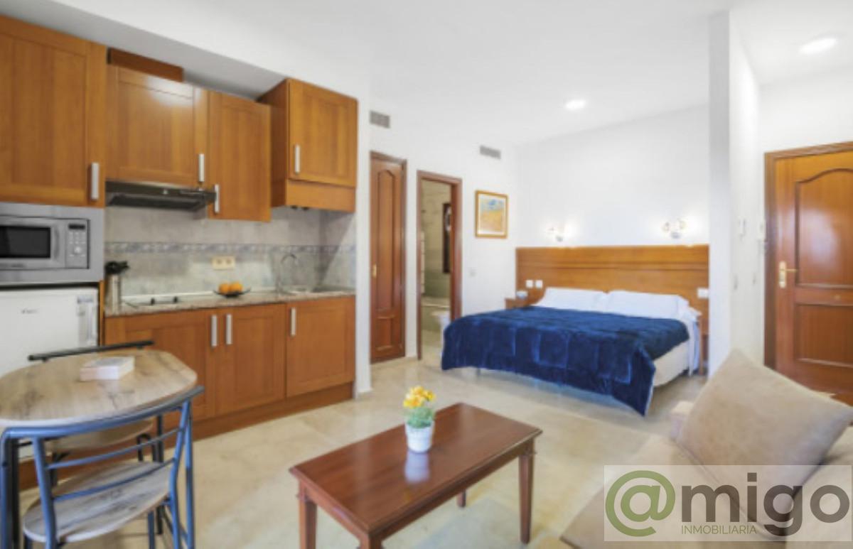 Venta de local en Manilva