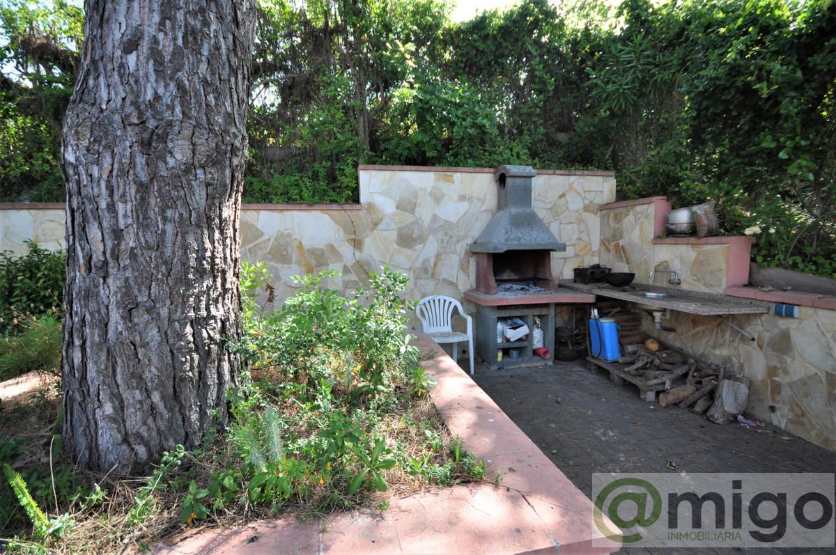 For sale of villa in Casares Playa