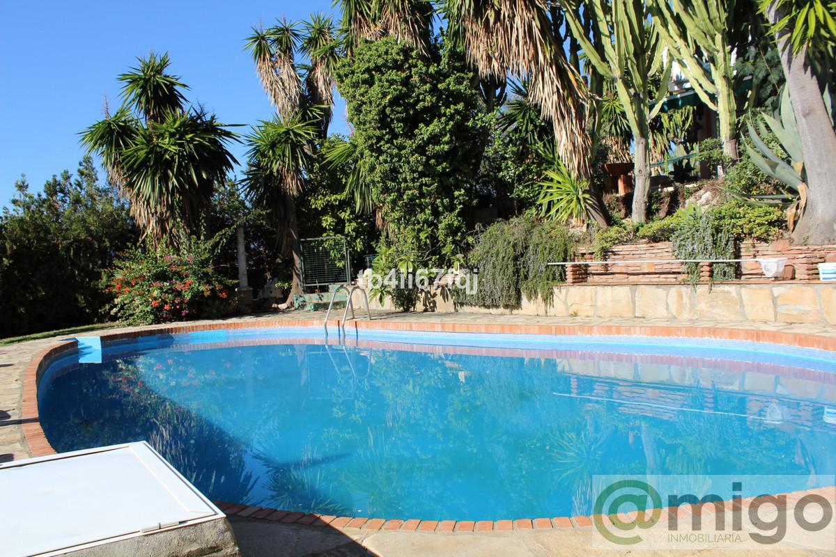 Venta de villa en Atalaya