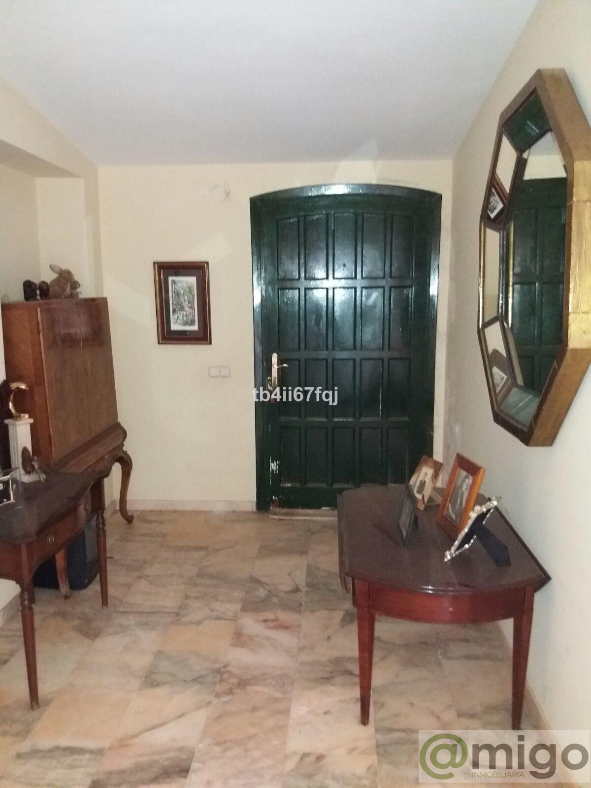 Venta de villa en Atalaya