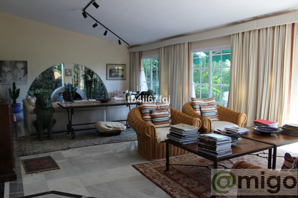 Venta de villa en Atalaya