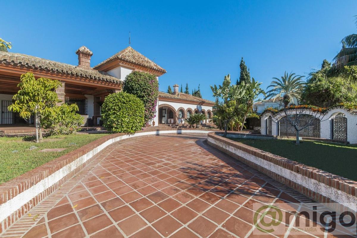 Venta de villa en Costabella