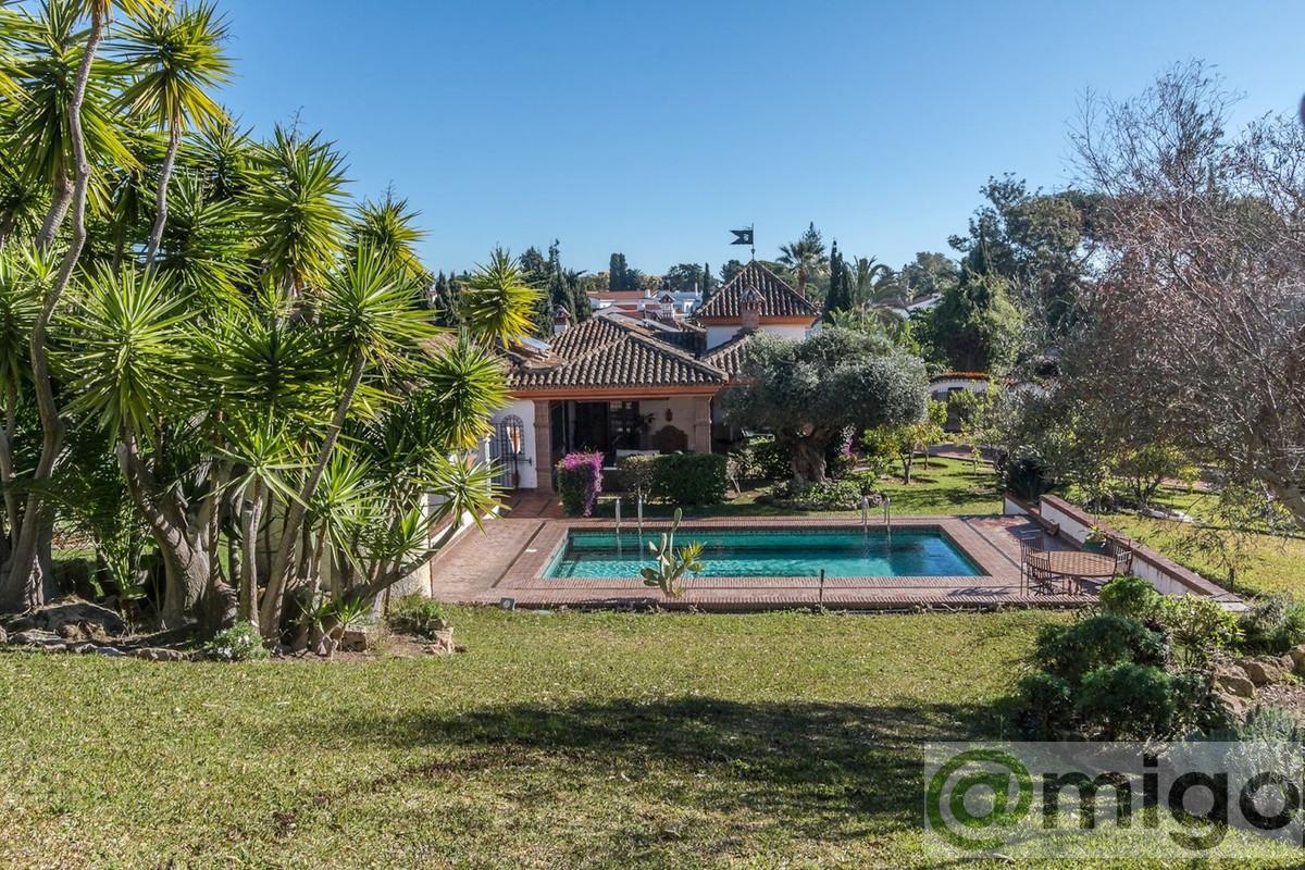 Venta de villa en Costabella