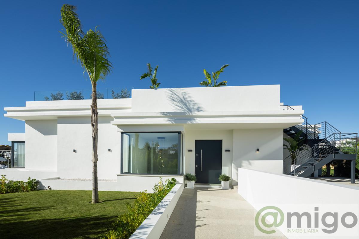 Venta de villa en Estepona