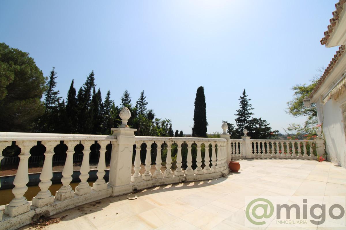 For sale of villa in Marbella
