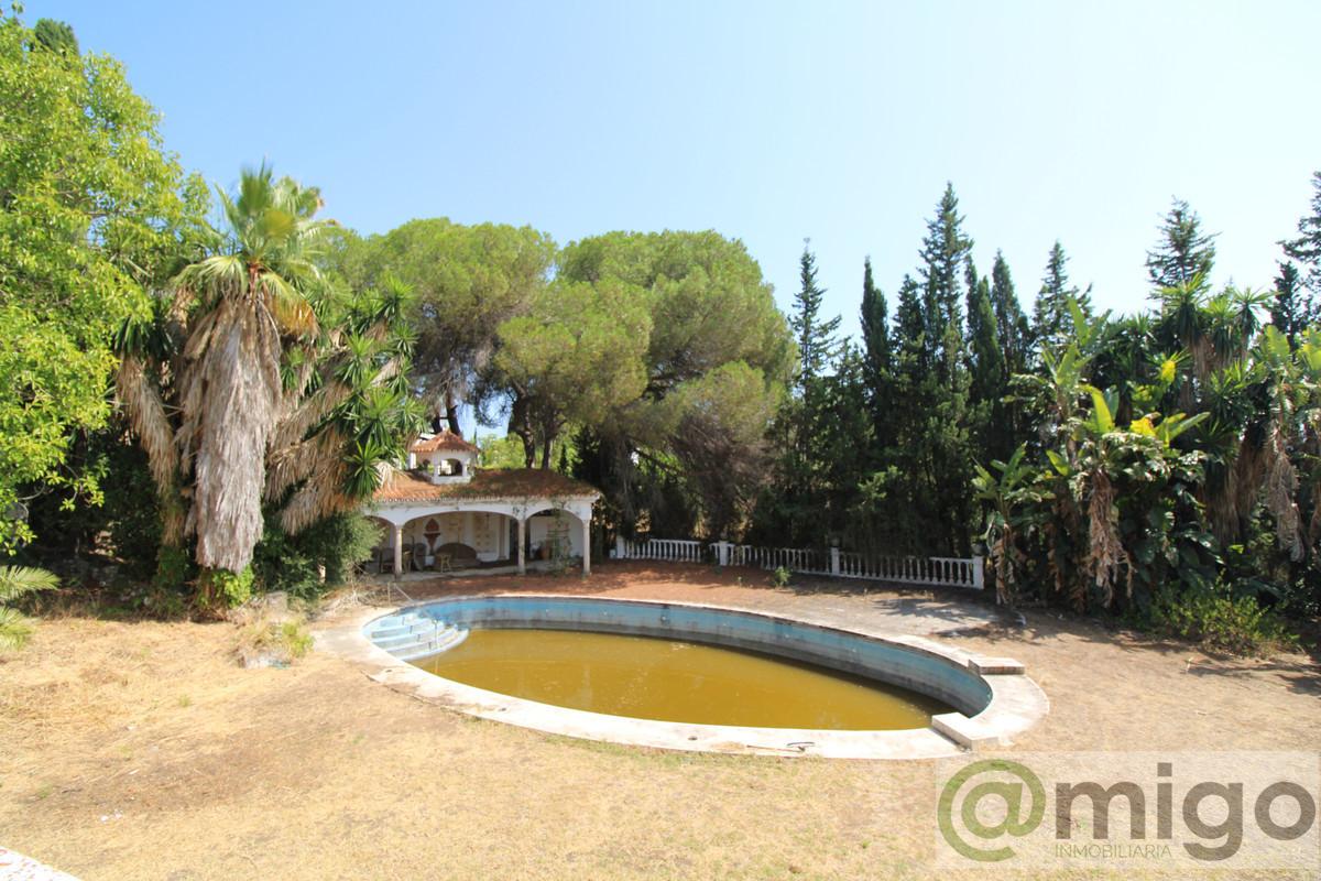 For sale of villa in Marbella
