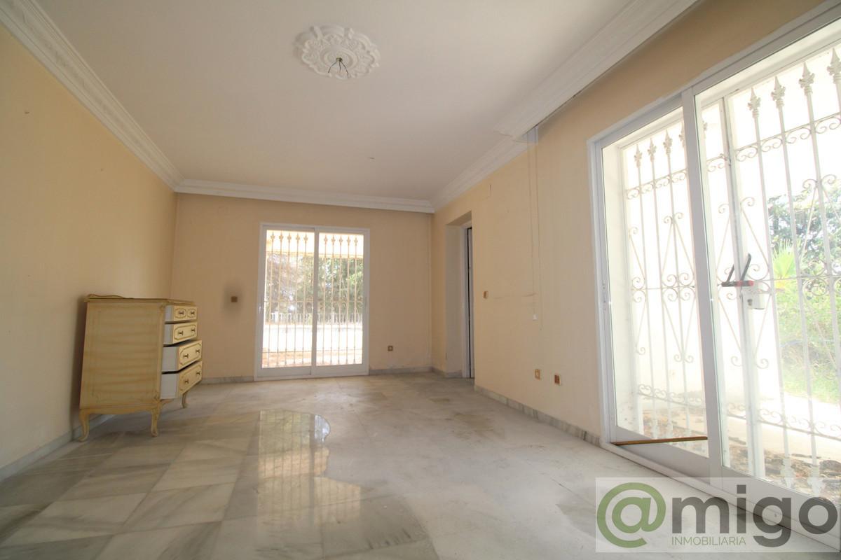 For sale of villa in Marbella