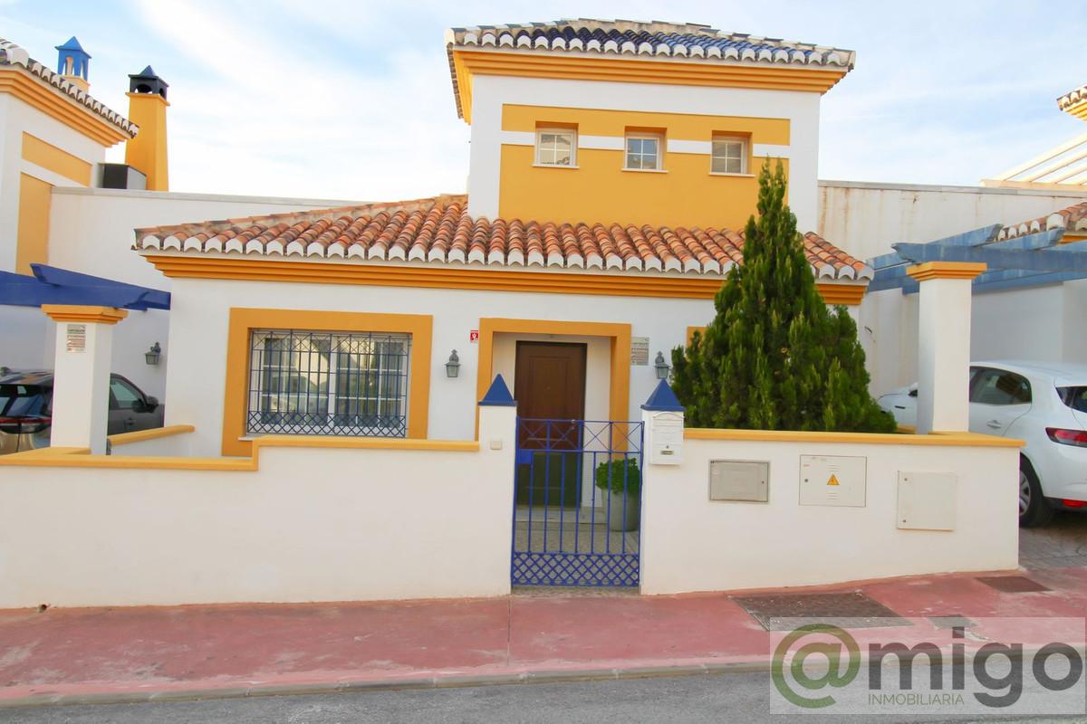 Venta de villa en Calahonda