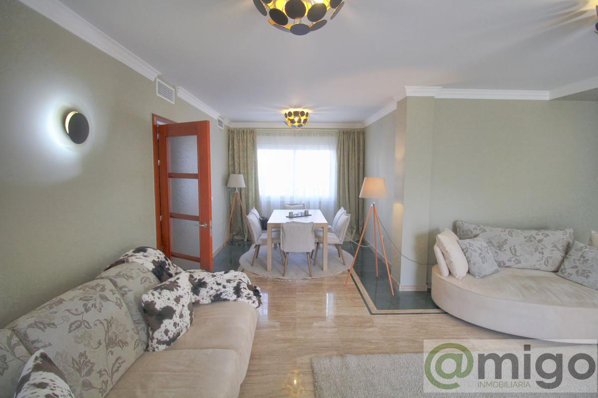 Venta de villa en Calahonda