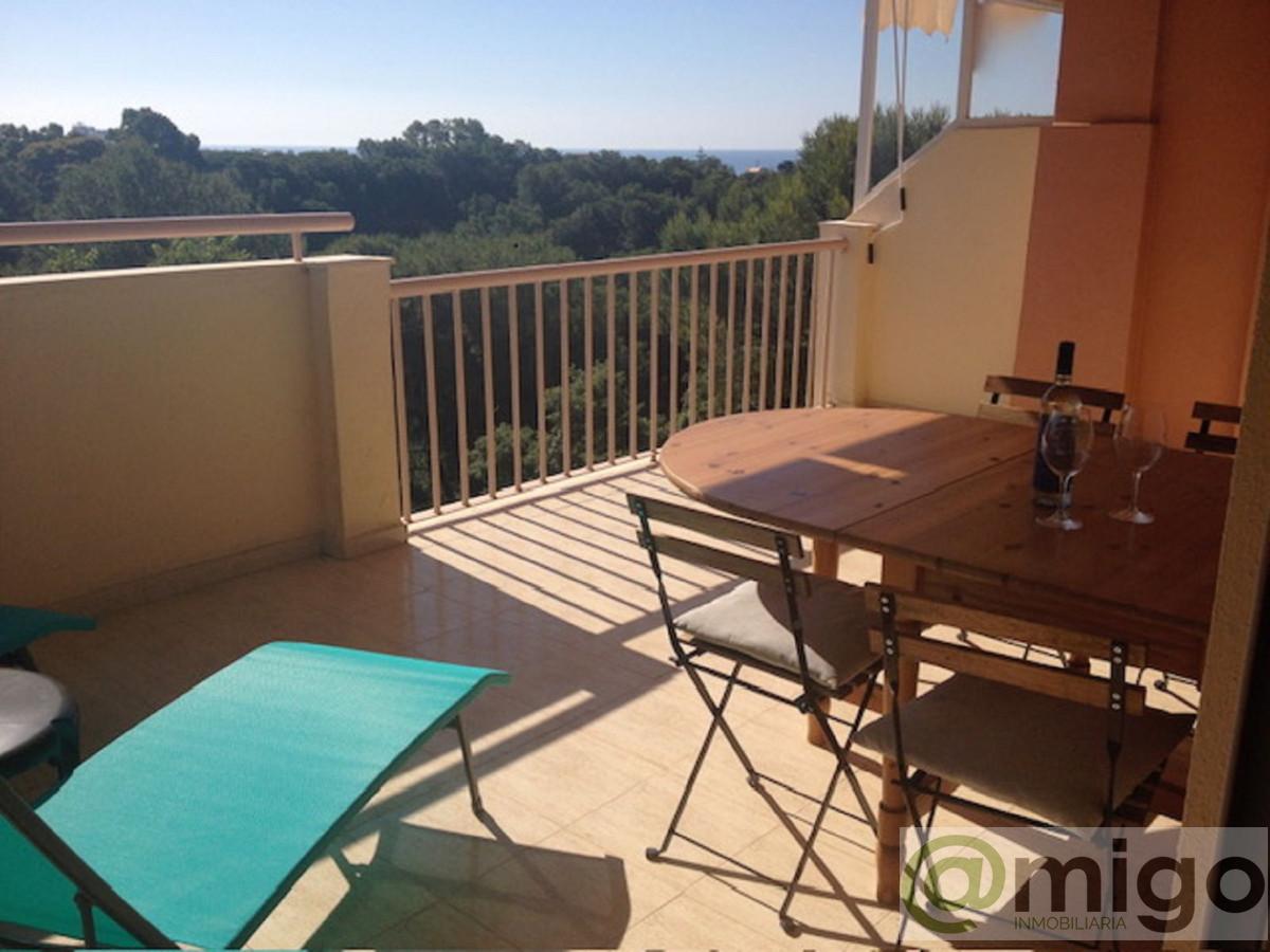 For sale of apartment in Calahonda