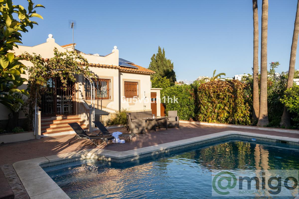 For sale of villa in Marbella
