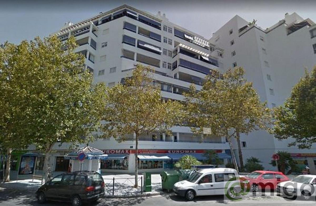 For sale of apartment in Marbella