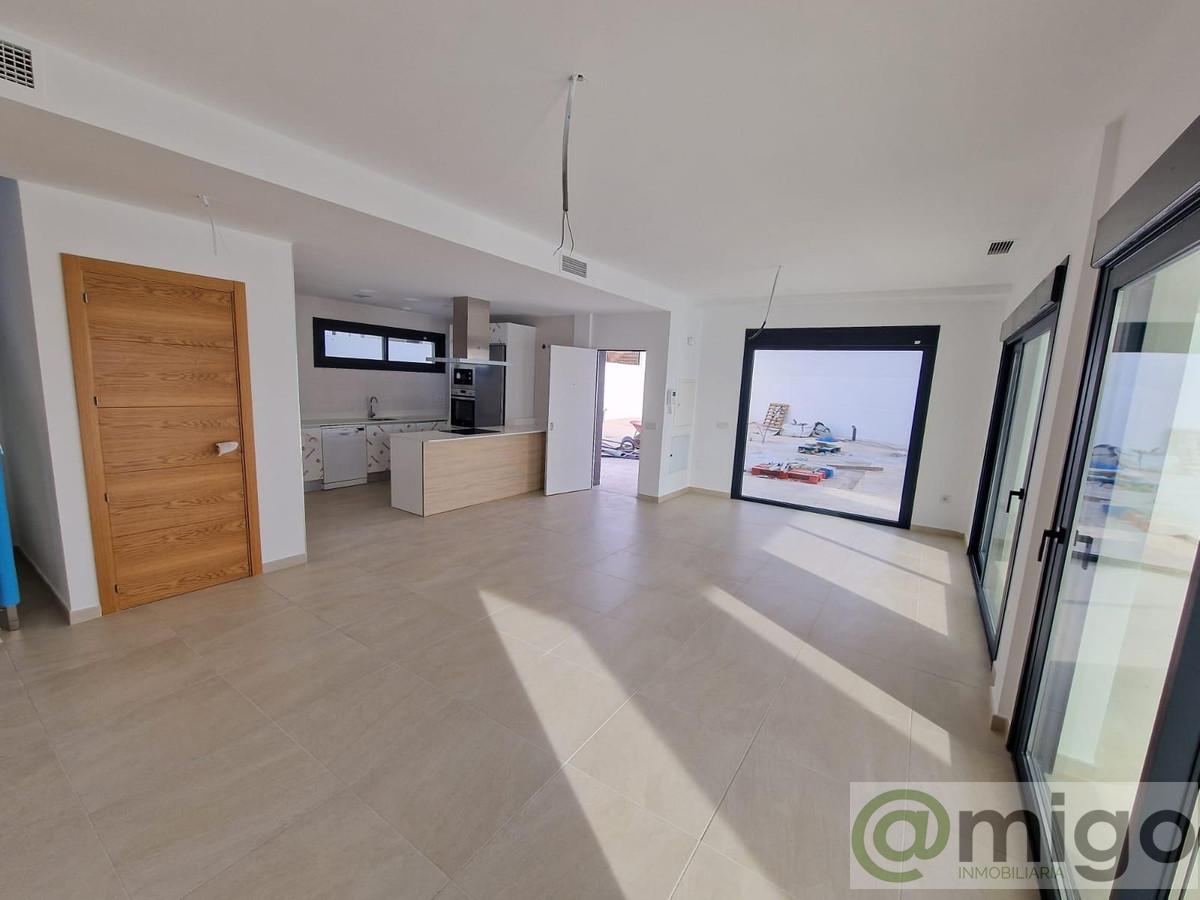 Venta de villa en La Duquesa