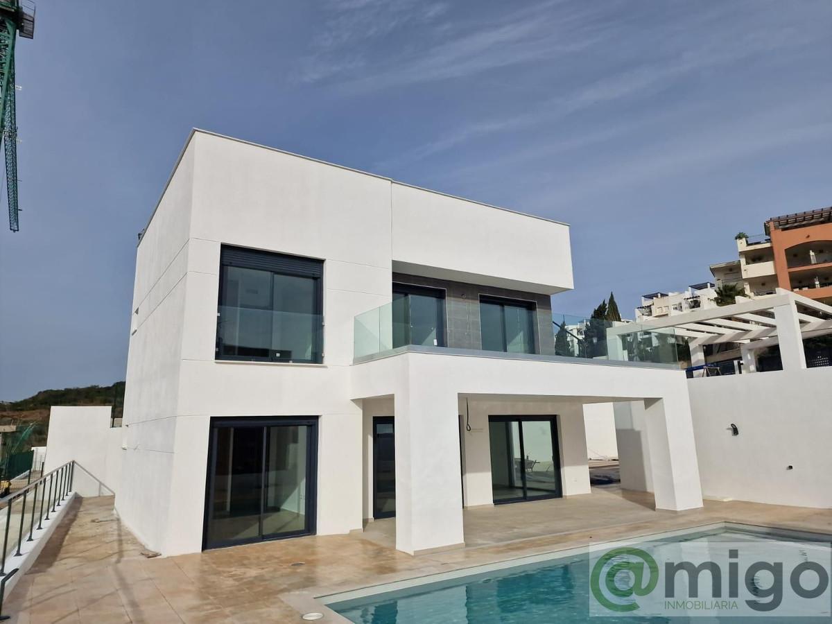 Venta de villa en La Duquesa