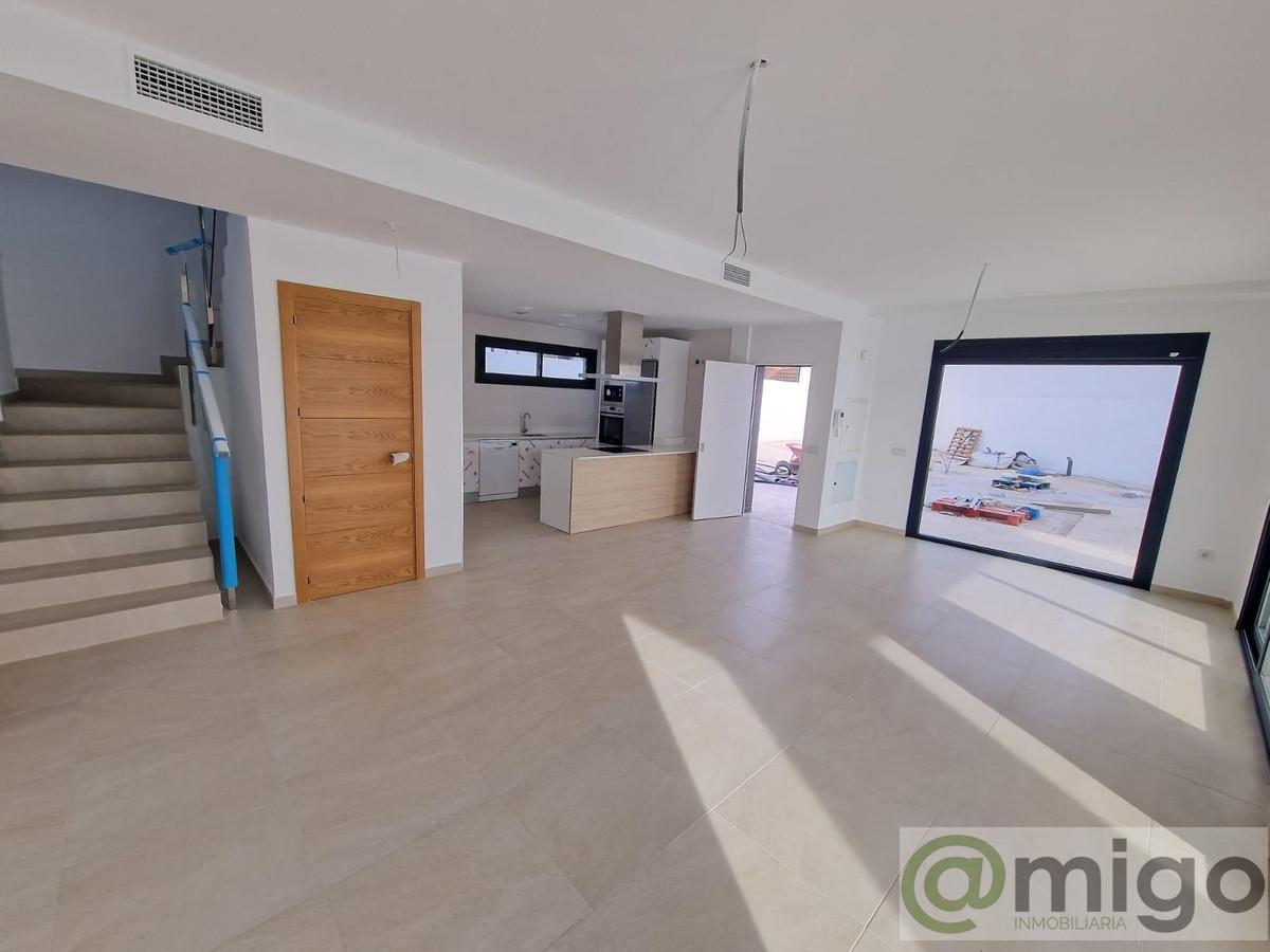 Venta de villa en La Duquesa