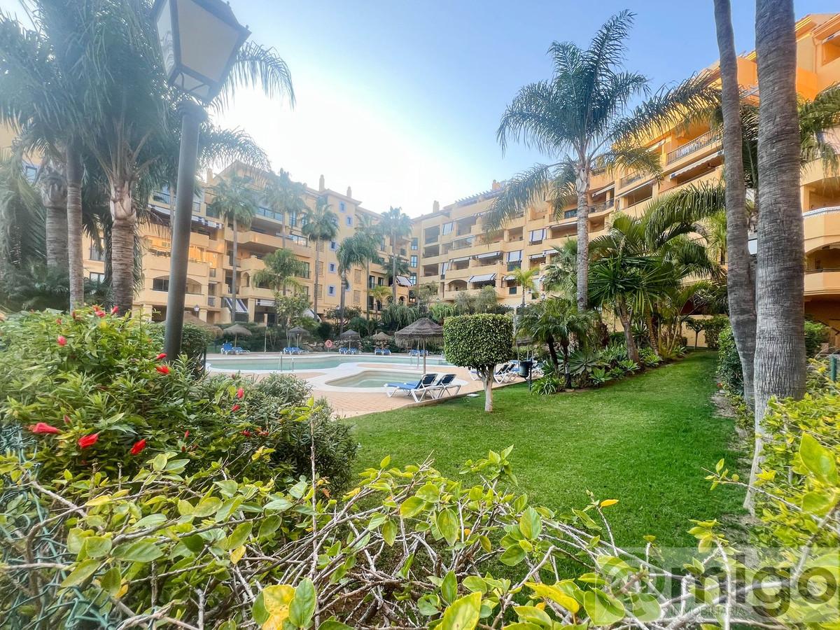 For sale of apartment in Marbella