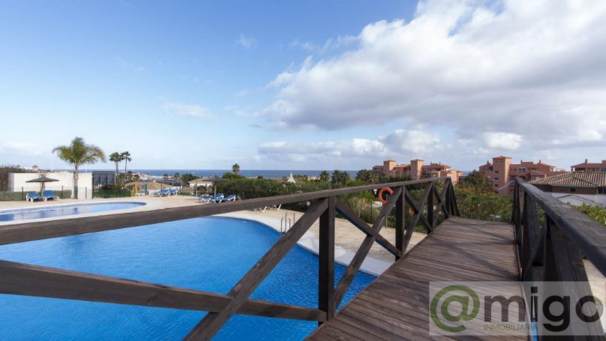 For sale of apartment in La Duquesa