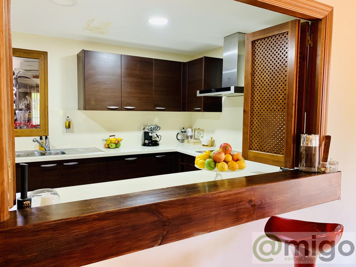 For sale of penthouse in Atalaya