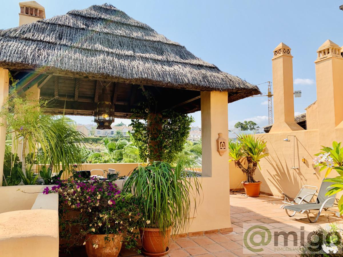 For sale of penthouse in Atalaya