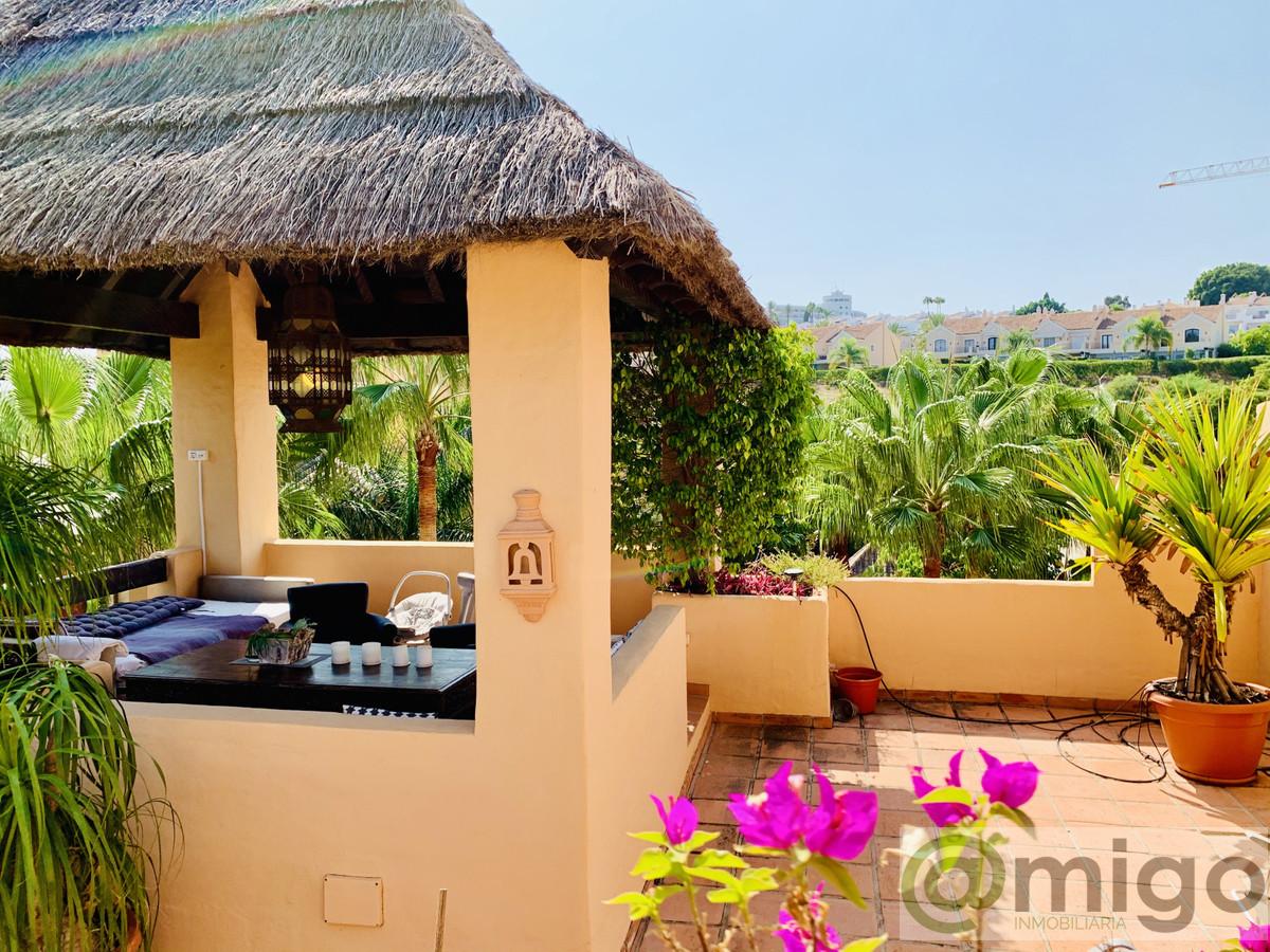 For sale of penthouse in Atalaya