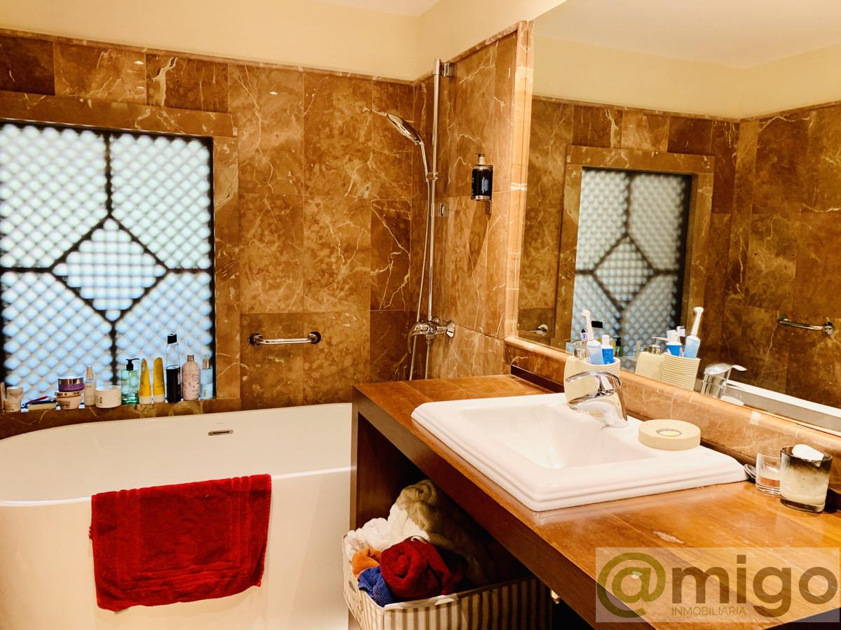 For sale of penthouse in Atalaya