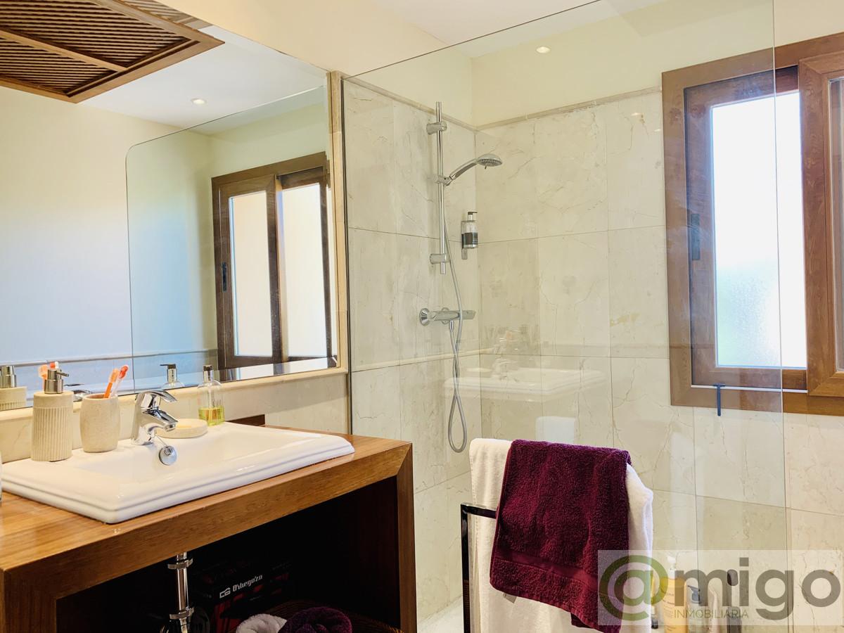For sale of penthouse in Atalaya