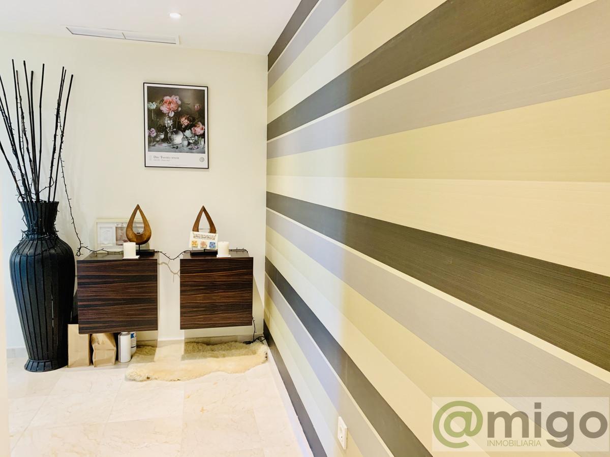 For sale of penthouse in Atalaya