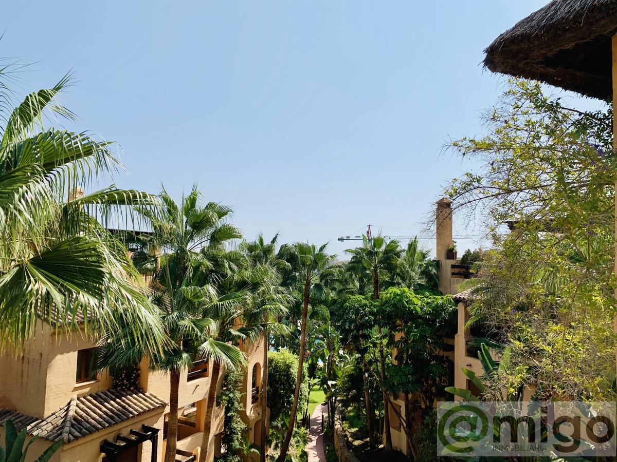 For sale of penthouse in Atalaya