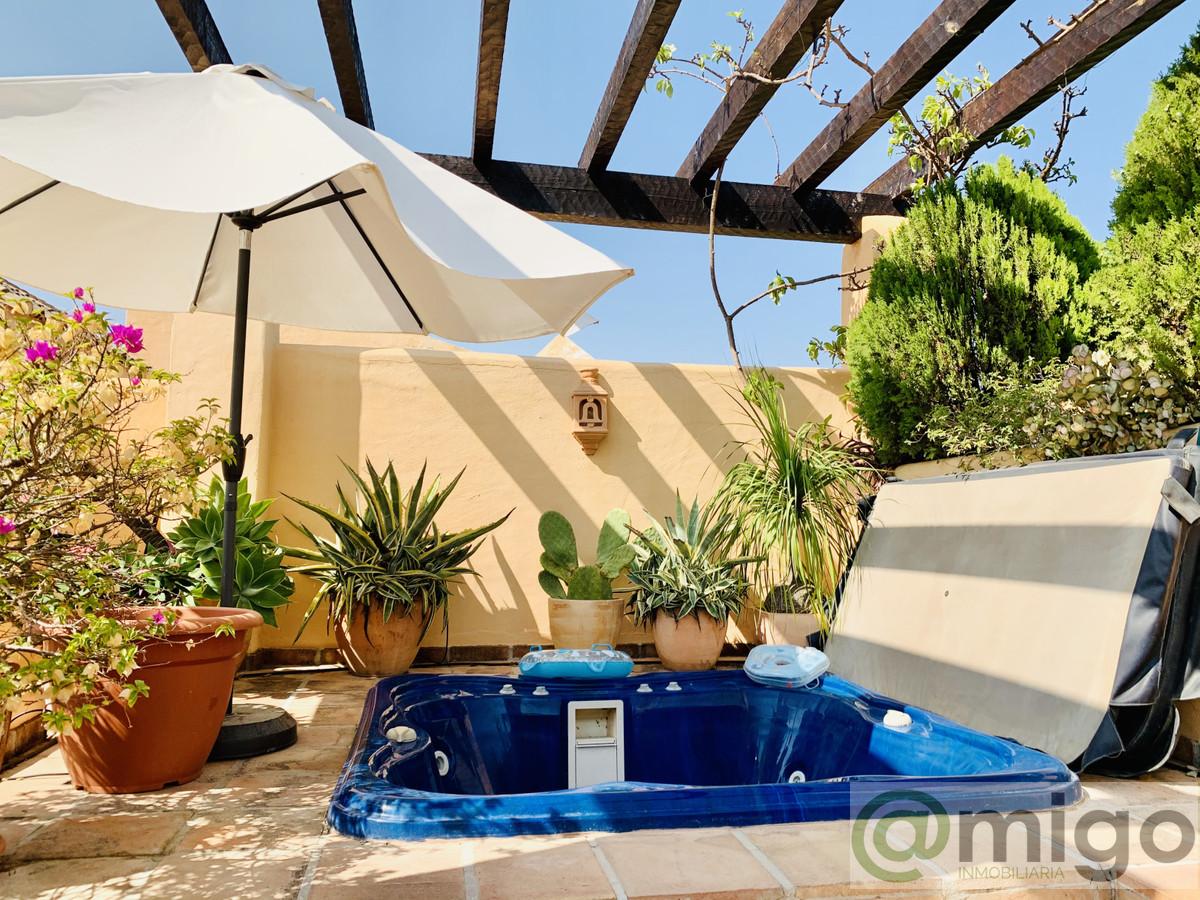 For sale of penthouse in Atalaya