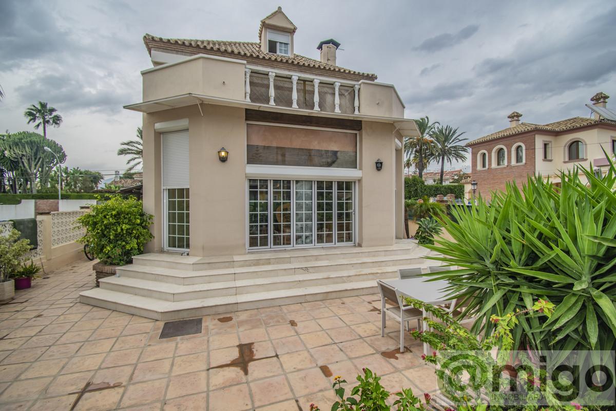 For sale of villa in Marbella