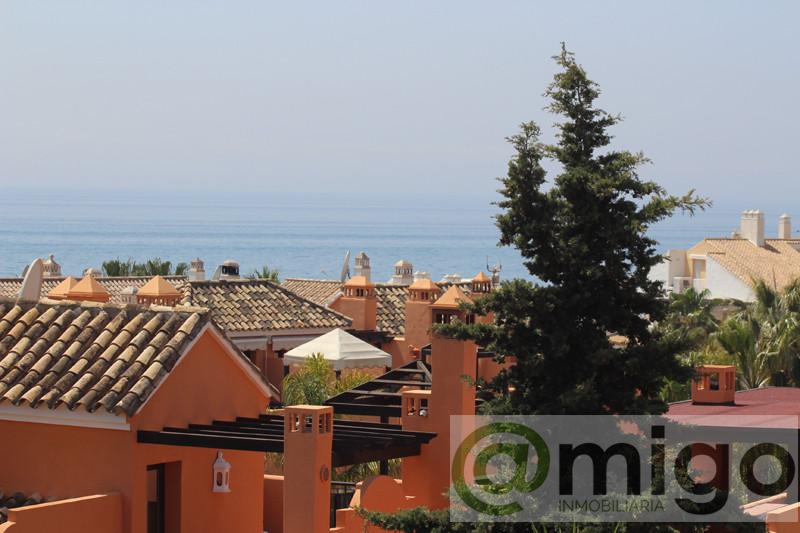 Продажа от

 Виллa на Marbella
