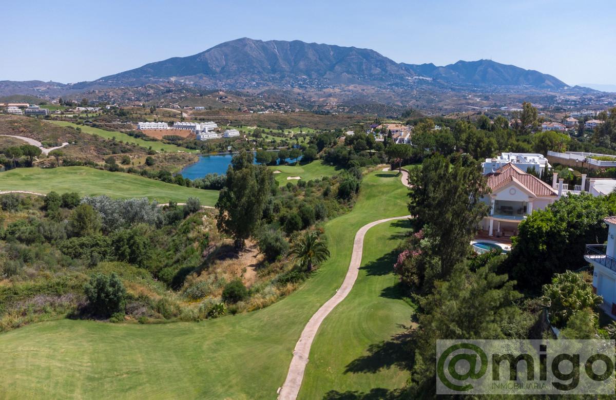 For sale of villa in La Cala Golf