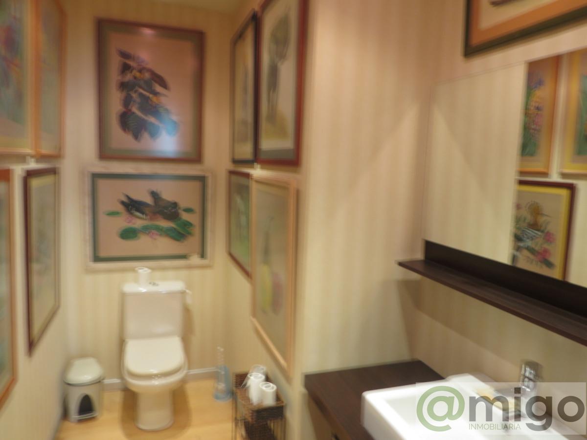 For sale of commercial in Marbella