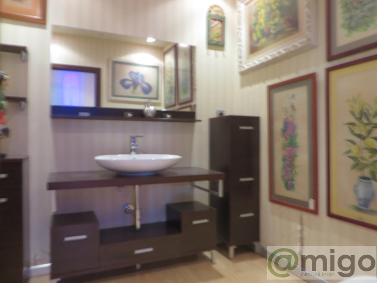 For sale of commercial in Marbella