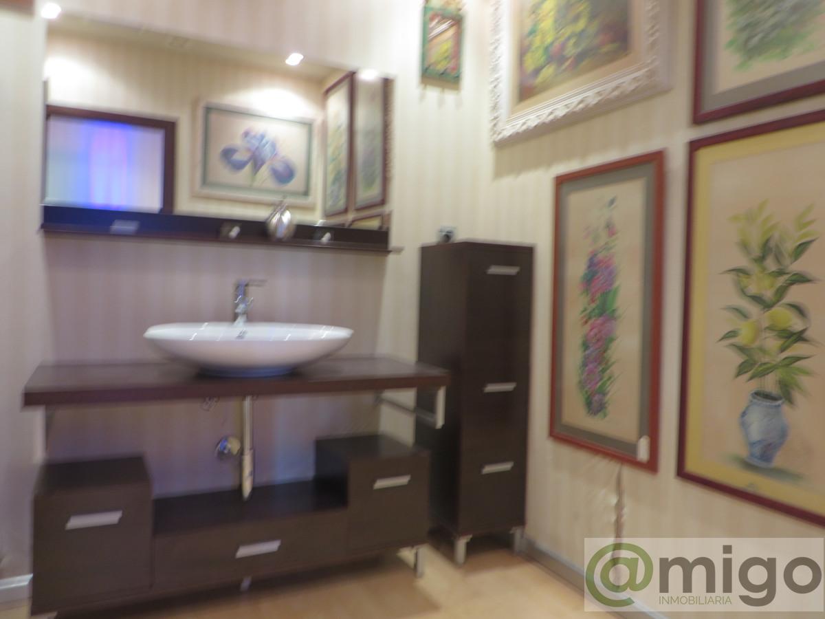 For sale of commercial in Marbella