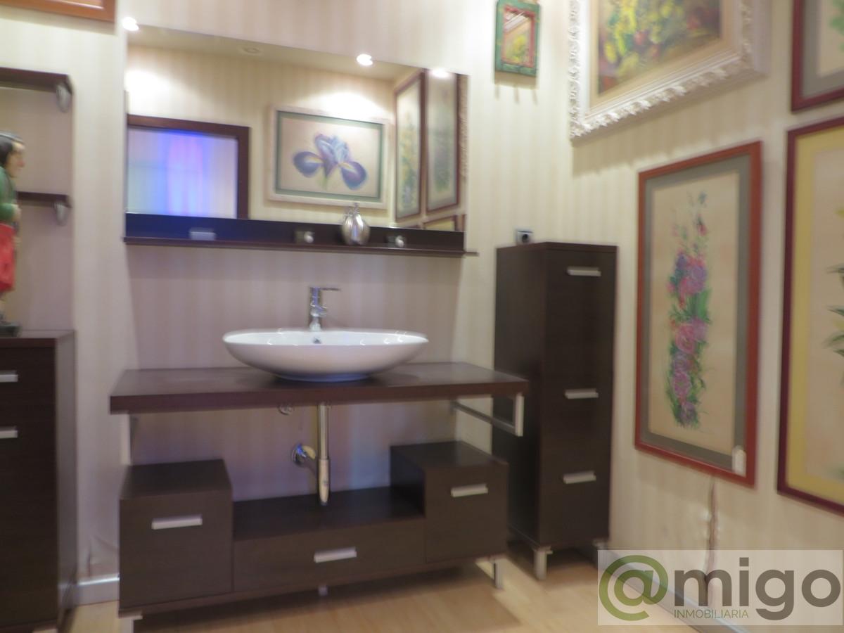 For sale of commercial in Marbella