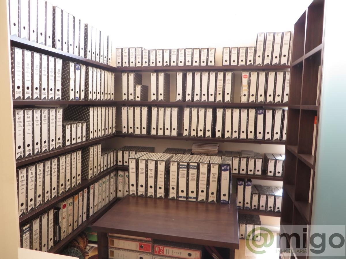 For sale of commercial in Marbella