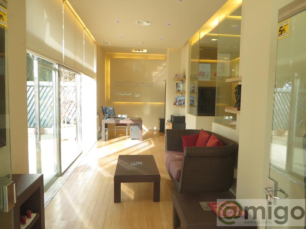 For sale of commercial in Marbella