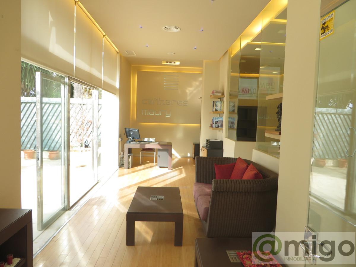For sale of commercial in Marbella