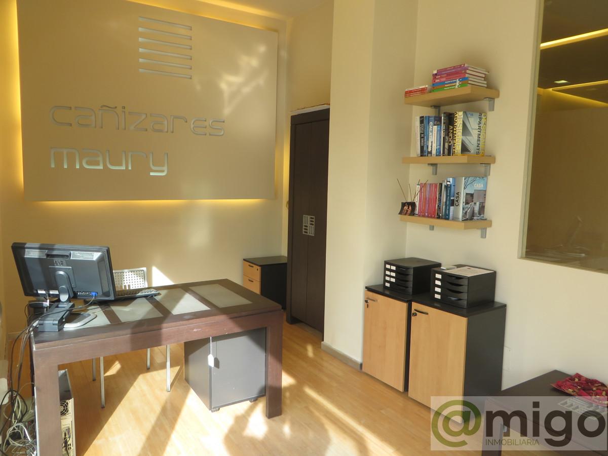 For sale of commercial in Marbella
