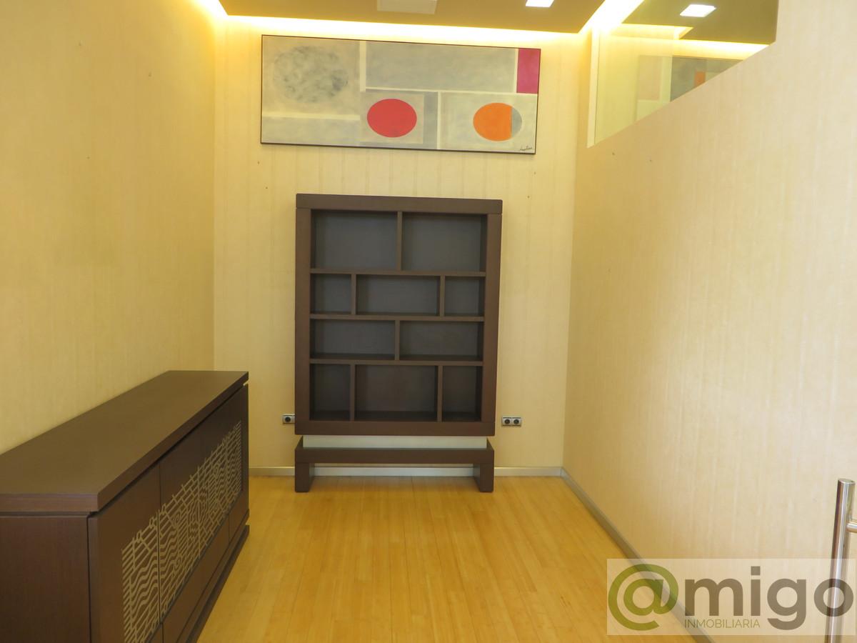 For sale of commercial in Marbella