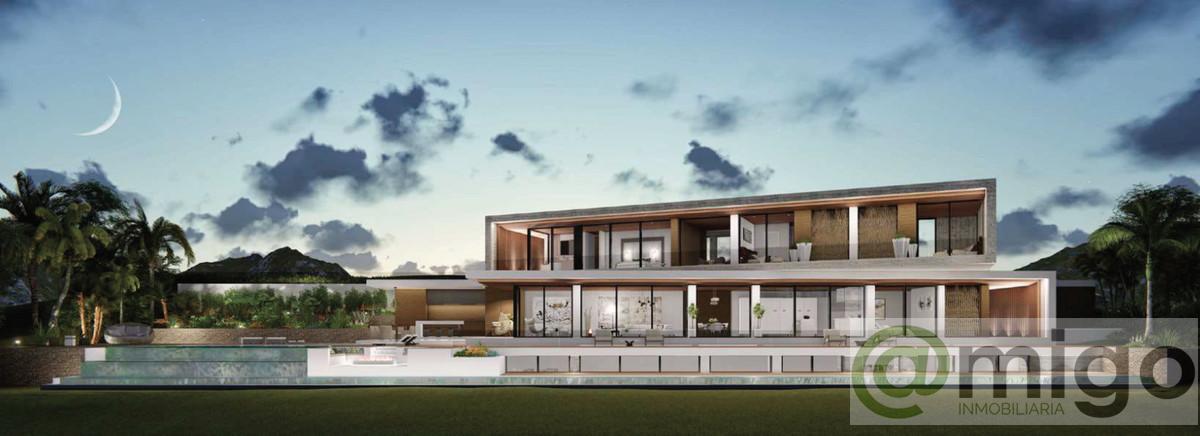 For sale of land in La Cala Golf