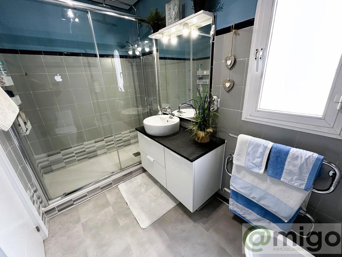 Venta de villa en La Duquesa