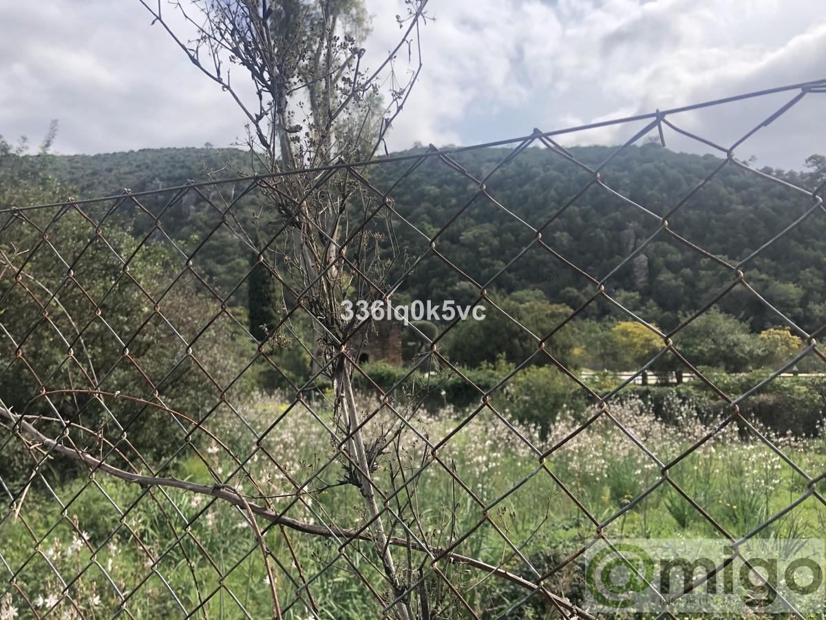 For sale of land in Marbella