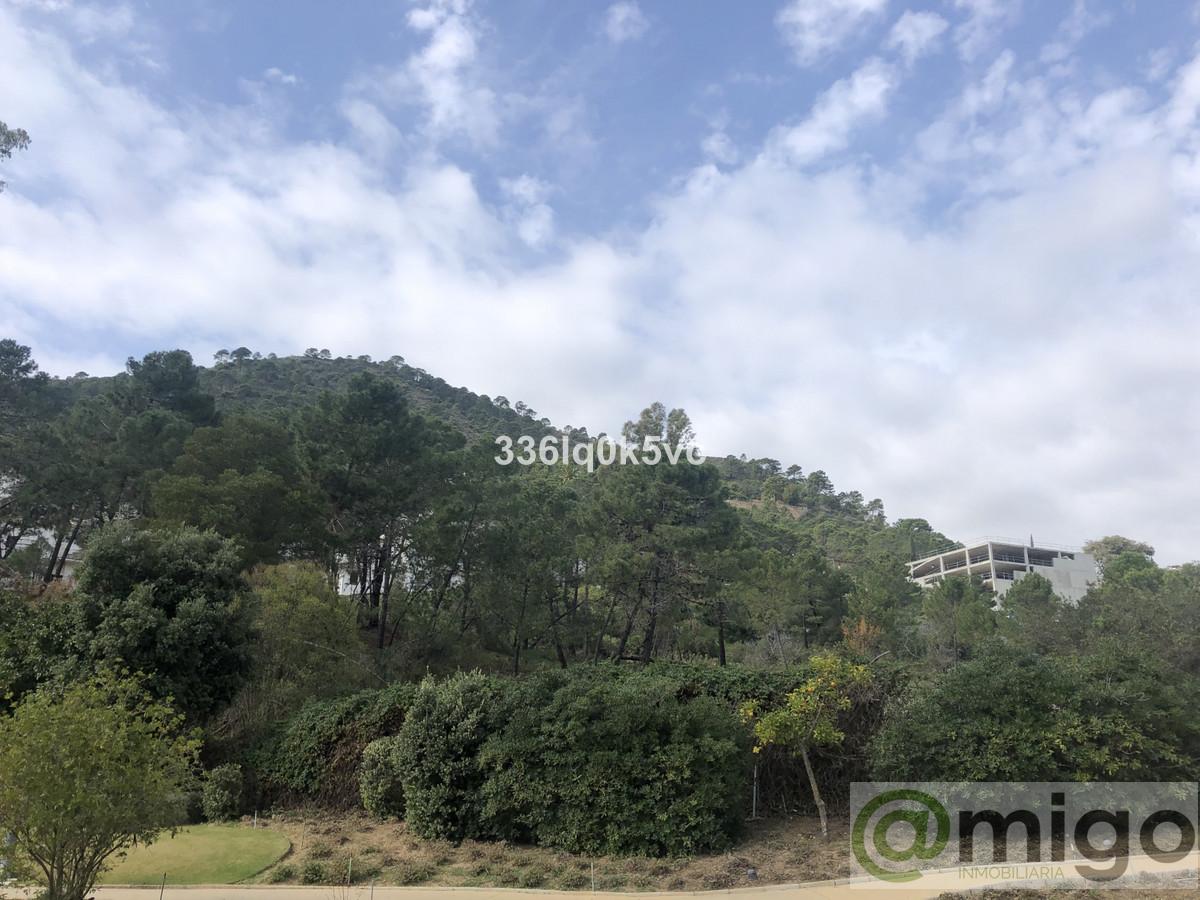 For sale of land in Marbella