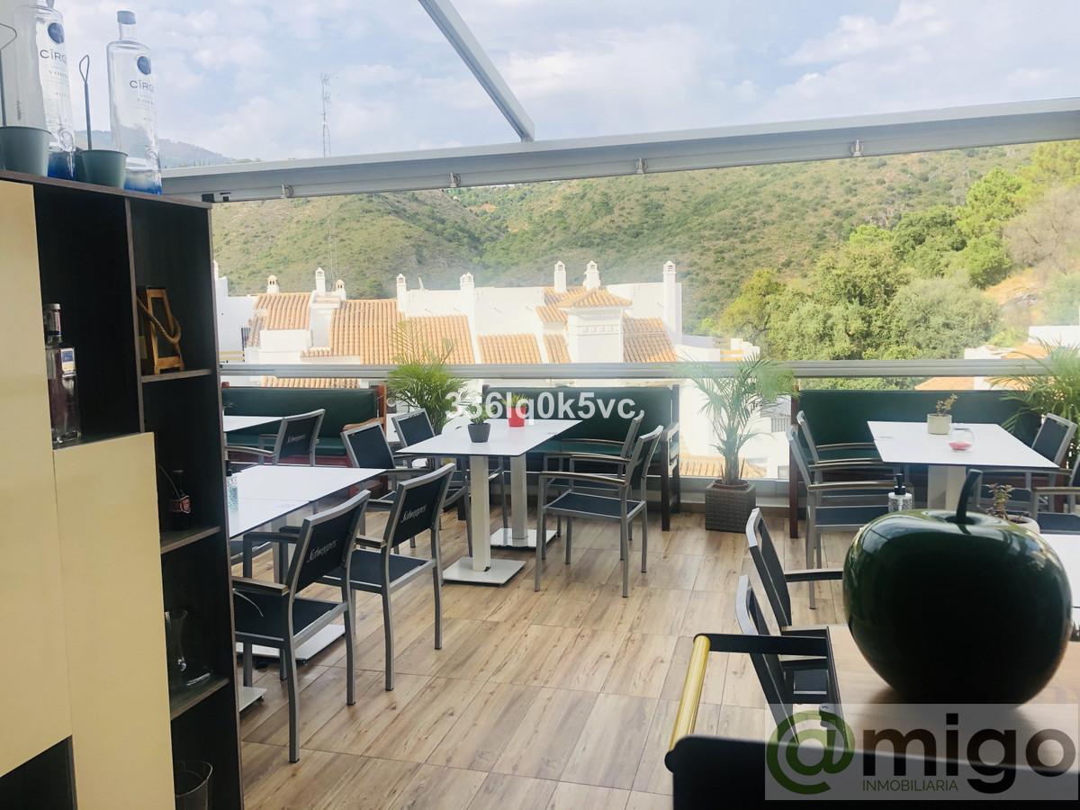 For sale of commercial in Marbella
