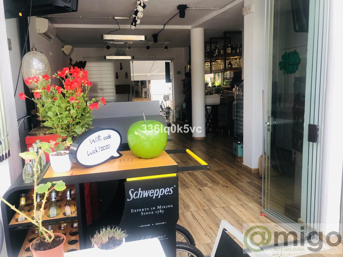 For sale of commercial in Marbella