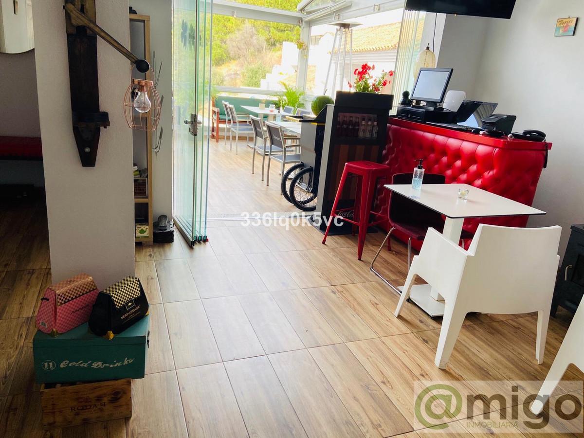 For sale of commercial in Marbella