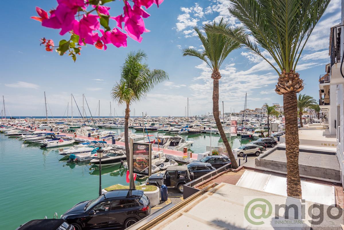 For sale of apartment in Marbella