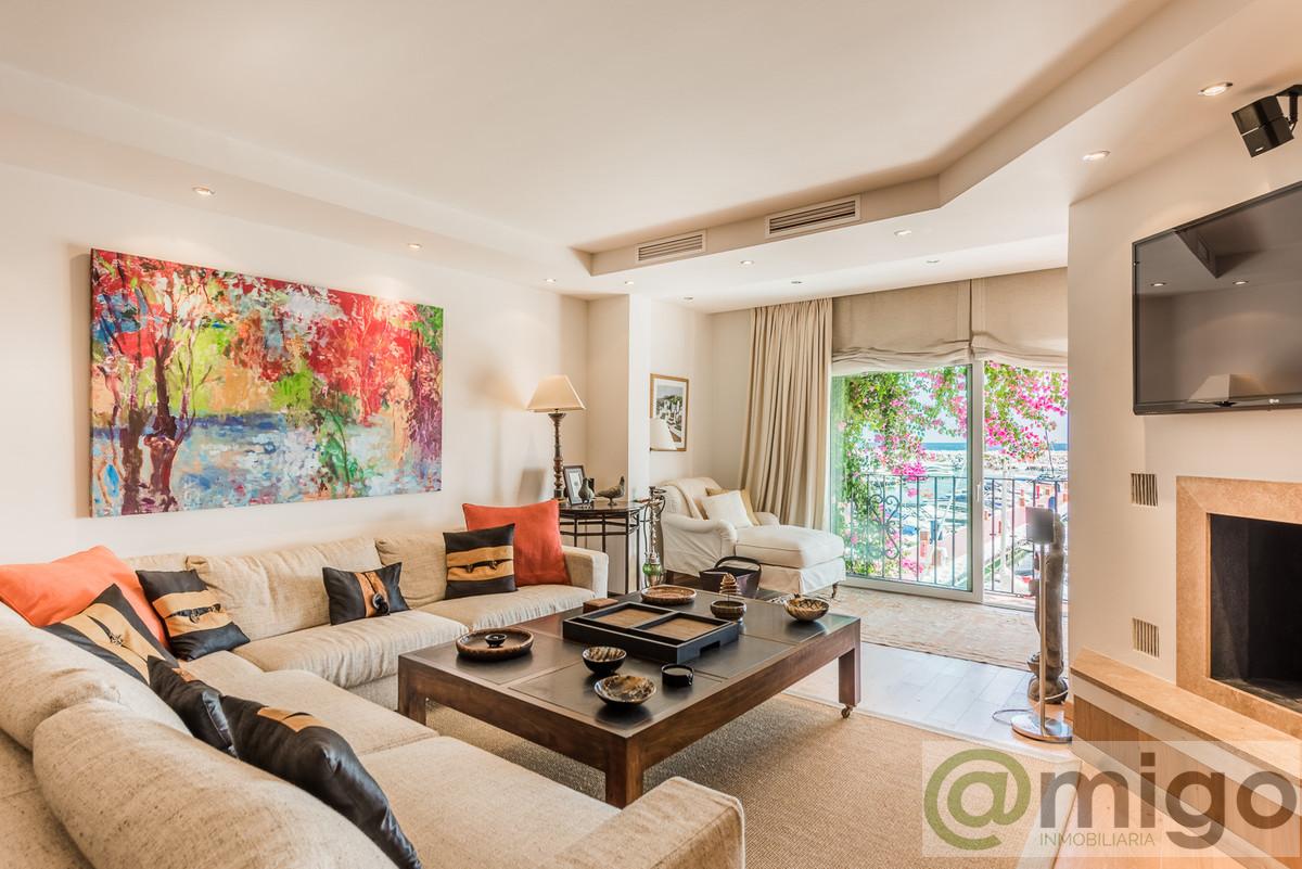 For sale of apartment in Marbella